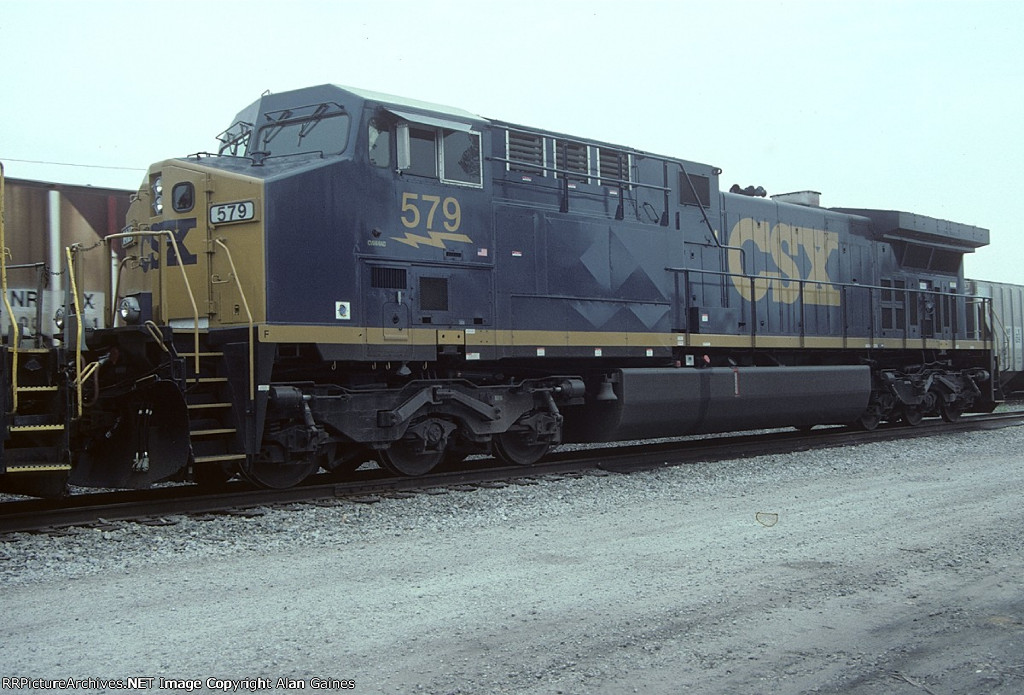 CSX 579